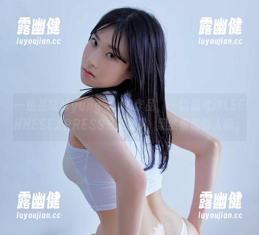 一边品味Myung Ah的作品，一边思考这LEEHHEEEXPRESS–LEND，果然很吸引人嘛。